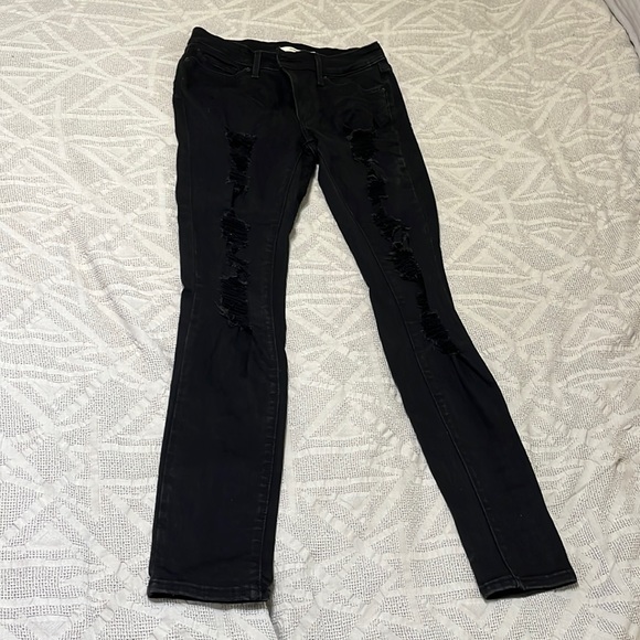 Levi’s women’s black distressed skinny jeans - Picture 2 of 4